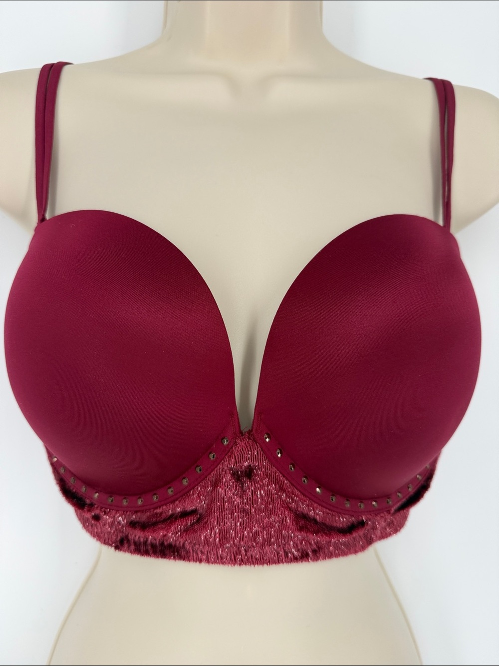 Victoria's Secret Wine Plunge Push-Up Bra with Velvet Band